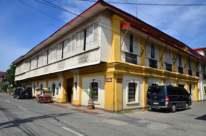 syquia mansion vigan city