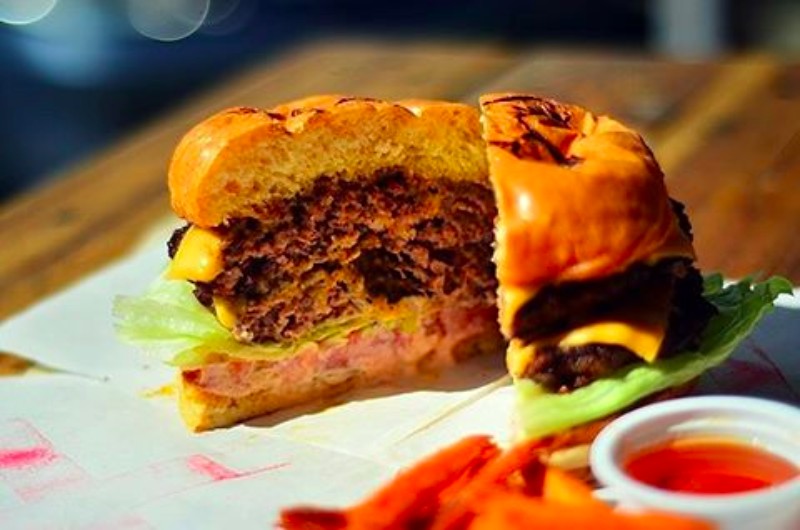 best burgers in manila